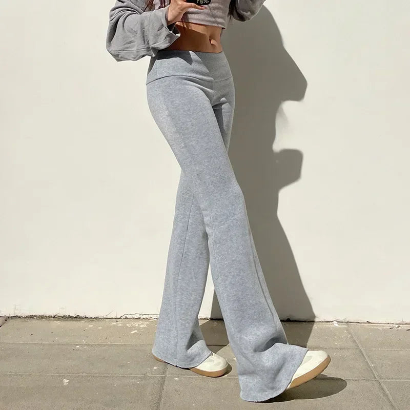 GlowCurve™ Flare Pants